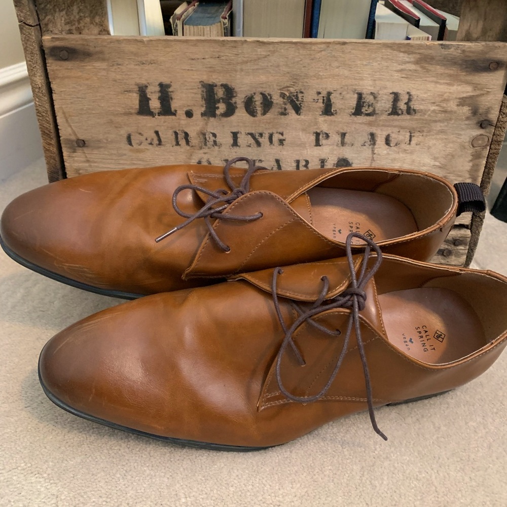 Call it Spring men’s shoes